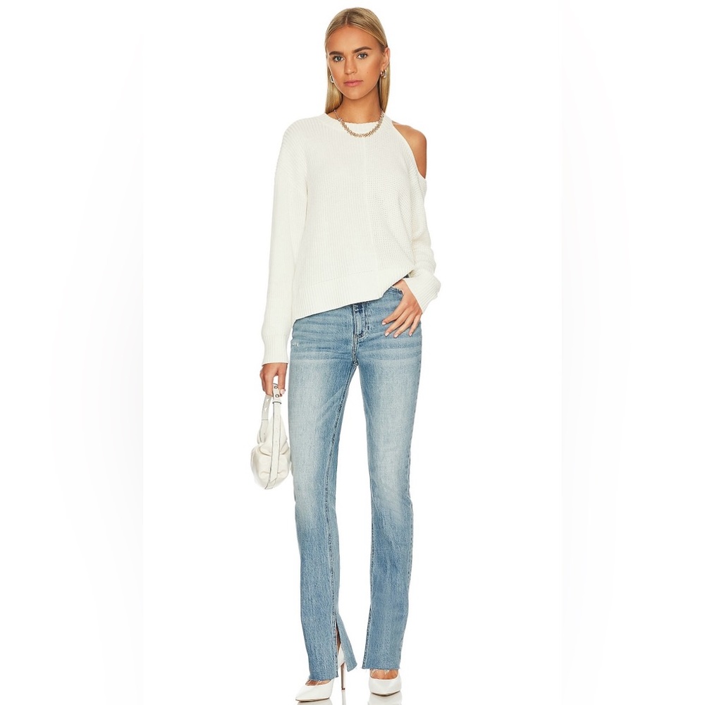 COLLEEN HIGH RISE SLIM BOOT -
GRAMERCY